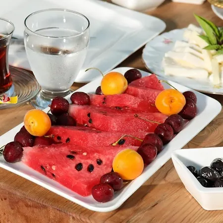 Sandal Ξενοδοχείο *